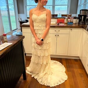 Elegant Melissa Sweet Ivory Lace Gown